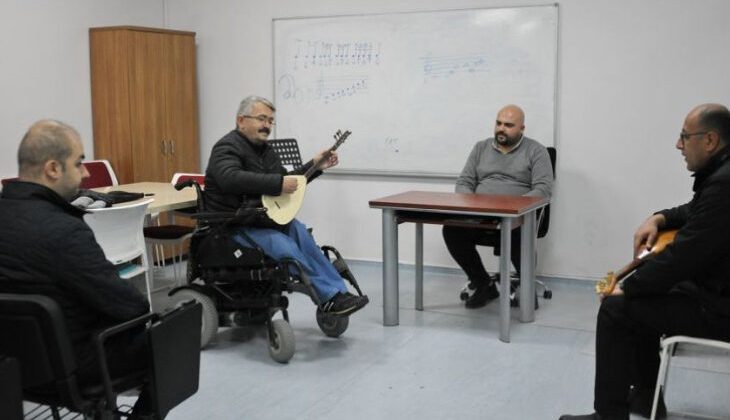 Engelli Bireyler Kurslarla Sosyalleşiyor