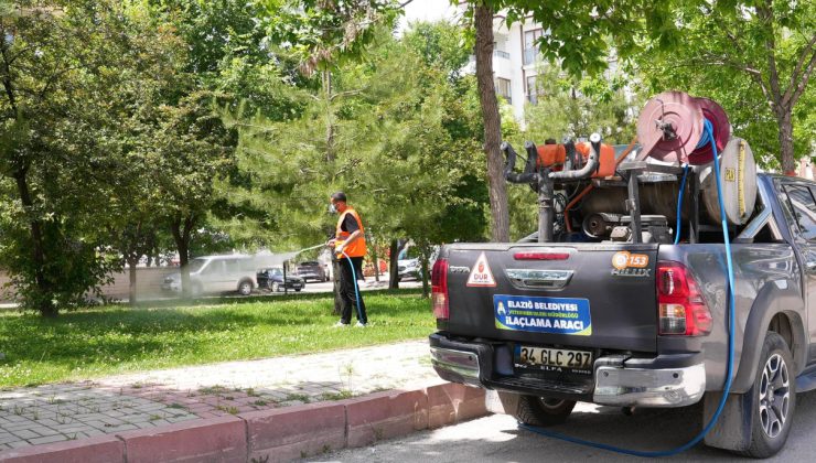 İLAÇLAMA ÇALIŞMALARINI ARALIKSIZ SÜRDÜRÜYOR