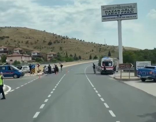 Elazığ’da trafik kazası: 3 yaralı