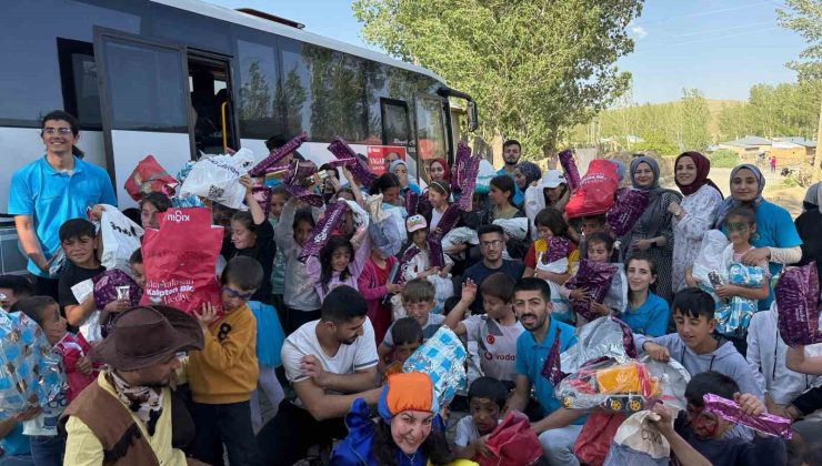 Elazığ’dan Van’a anlamlı etkinlik