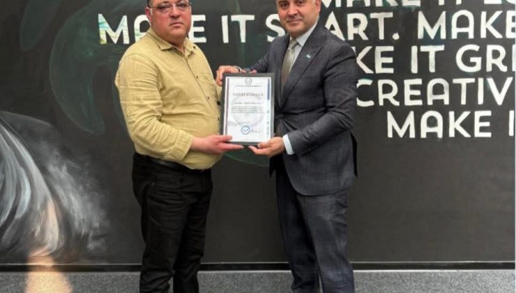 Kılıç’a Fahri Berat Ödülü verildi