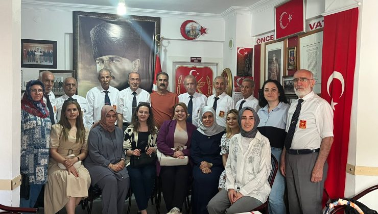 ANAHTAR PARTİ’DEN ANLAMLI BABALAR GÜNÜ ZİYARETİ