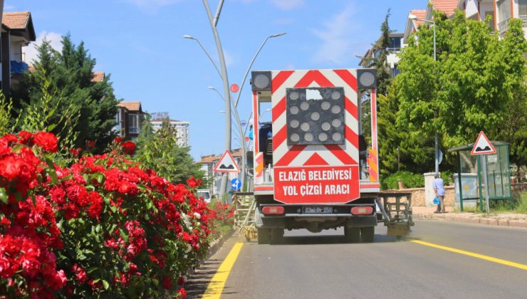 ASFALTLAMA, YOL ÇİZGİ, YAYA ÇİZGİSİ VE İŞARET ÇALIŞMALARI DEVAM EDİYOR