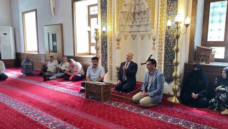 Elazığ’da umre yolcularına seminer