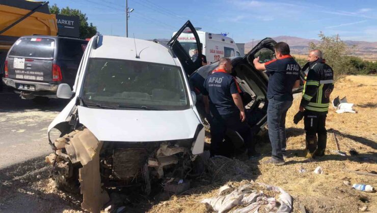 Elazığ’da trafik kazası: 3 yaralı