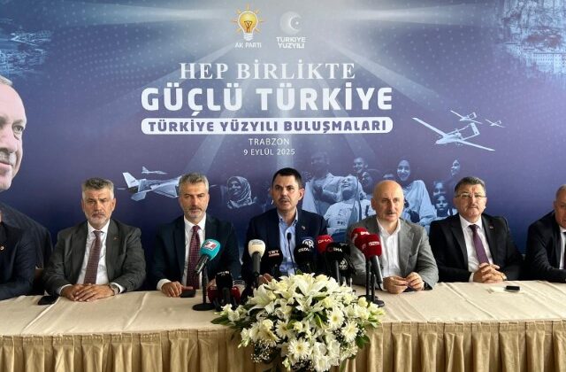 Bakan Kurum: “Deprem bölgesinde; yılsonuna kadar evine girmeyen kimseyi bırakmayacağız”