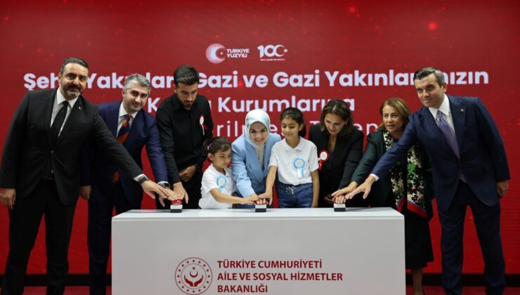 Kamu kurum ve kuruluşlarında 51 bin 359 şehit yakını, gazi ve gazi yakını istihdam edildi