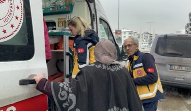 Elazığ’da sitede doğal gaz zehirlenmesi: 1’i çocuk 6 kişi hastaneye kaldırıldı