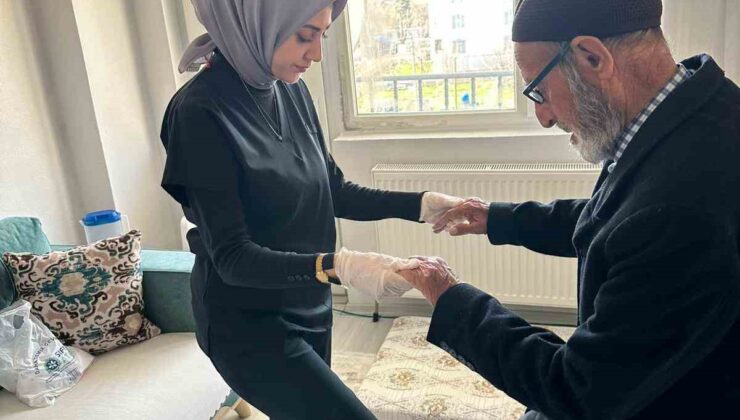 Kovancılar’da bir ilk: Evde fizik tedavi uygulaması