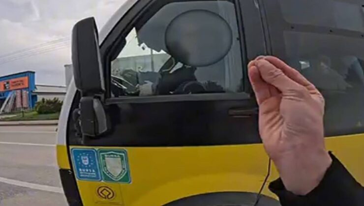 Otobüs motosikletlinin önüne kırdı