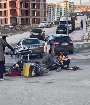 Elazığ’da motosiklet ile otomobil çarpıştı: 1 yaralı