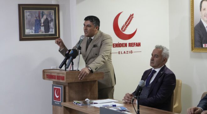 Yeniden Refah Partisi’nin Mart ayı İl Divan Toplantısı, Elazığ’da yoğun katılımla gerçekleştirildi.