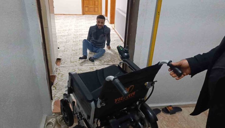 Engelli gence Ankara’dan akülü tekerlekli sandalye sürprizi