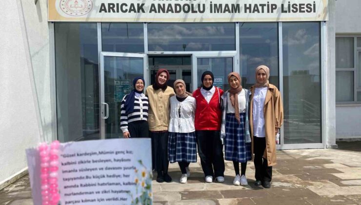 Arıcaklı Gençlerden Gönülleri Isıtan Hareket: “İyilik” Her Yerde!