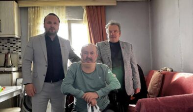 TSD ZONGULDAK ŞUBESİ’NDEN ANLAMLI DESTEK: AKİF DEMİR TEKERLEKLİ SANDALYESİNE KAVUŞTU
