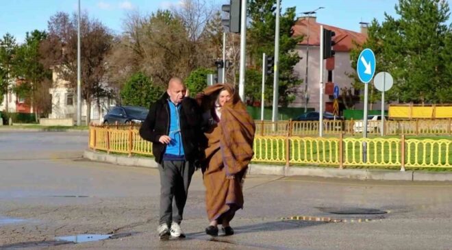 48 Yıllık Sabra Kutsal Müjde: Engelli Evladına Adanan Ömür Umreyle Taçlanıyor!