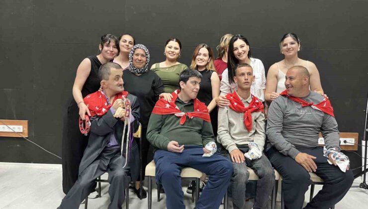 Bayındır’da engelli bireyler için temsili asker eğlencesi