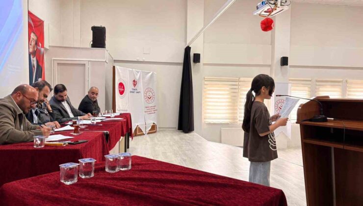 Elazığ’da şiir okuma yarışması
