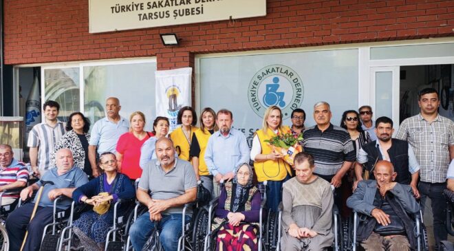 Tarsus Anıt Lions’tan TSD’ye Sandalye Desteği