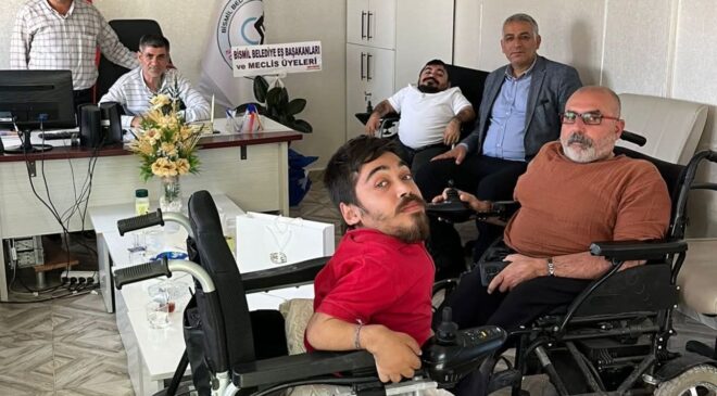 Bismil Belediyesi Eş Başkanı Güven Tanrıkulu’ndan Engelliler Derneği’ne Ziyaret
