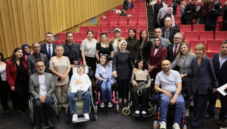 Bakan Göktaş “Eğitimde ve Sosyal Hayatta Fırsat Eşitliği: Engelsiz Bir Gelecek” paneline katıldı