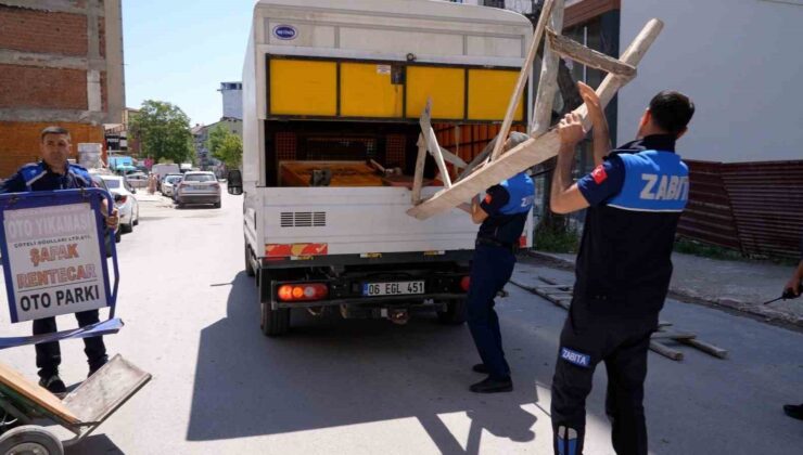 Elazığ zabıtasından kaldırım denetimi
