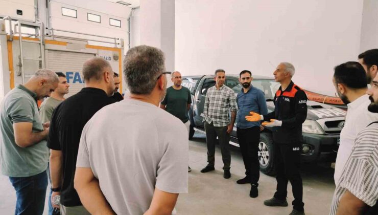 Elazığ’da enkazda arama kurtarma eğitimleri
