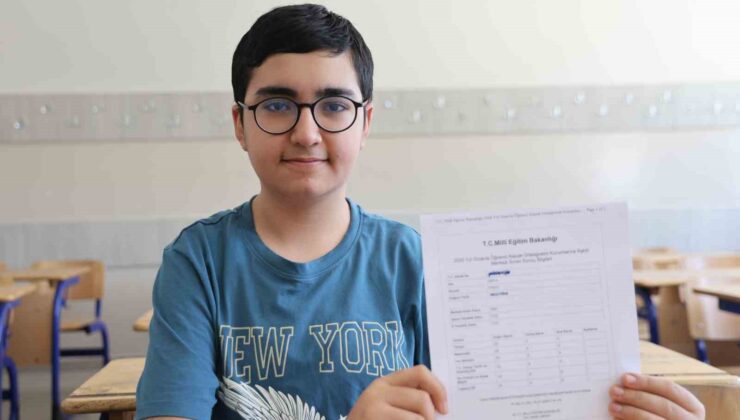 LGS birincisi Fırat: “Bu başarı için 4 yıldır çalışıyorum”