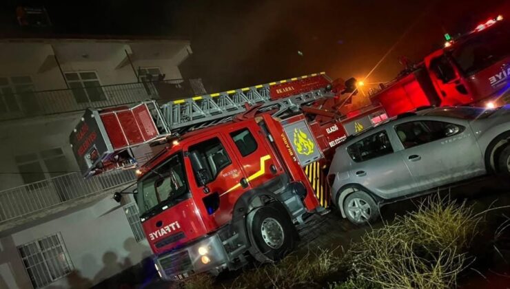 Elazığ’da 3 katlı binada çıkan yangın söndürüldü