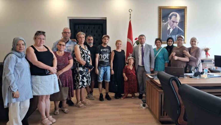 Ayvalık Birlik Ortopedik Engelliler Derneği’nden Kaymakam Cimşit’e hayırlı olsun ziyareti