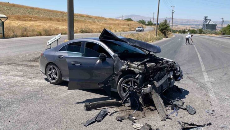 Elazığ’da trafik kazası: 6 yaralı