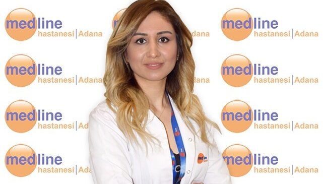 Dr. Özbek: “Aileler çocuklarına susamalarını beklemeden düzenli aralıklarla su içirmeli”
