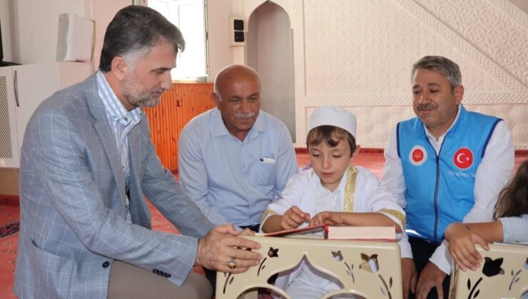 9 yaşındaki otizmli Asilhan, Kur’an-ı Kerim okumayı öğrendi