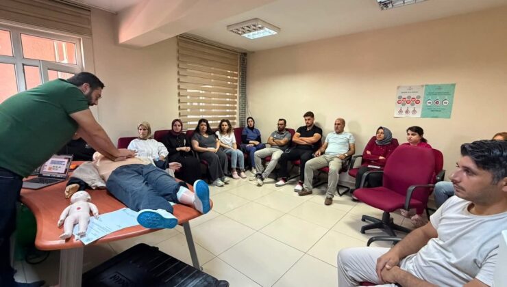 Palu’da hastane personeline CPR eğitimi verildi